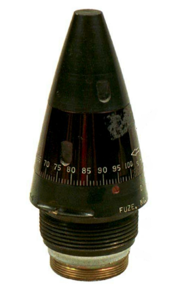 M565